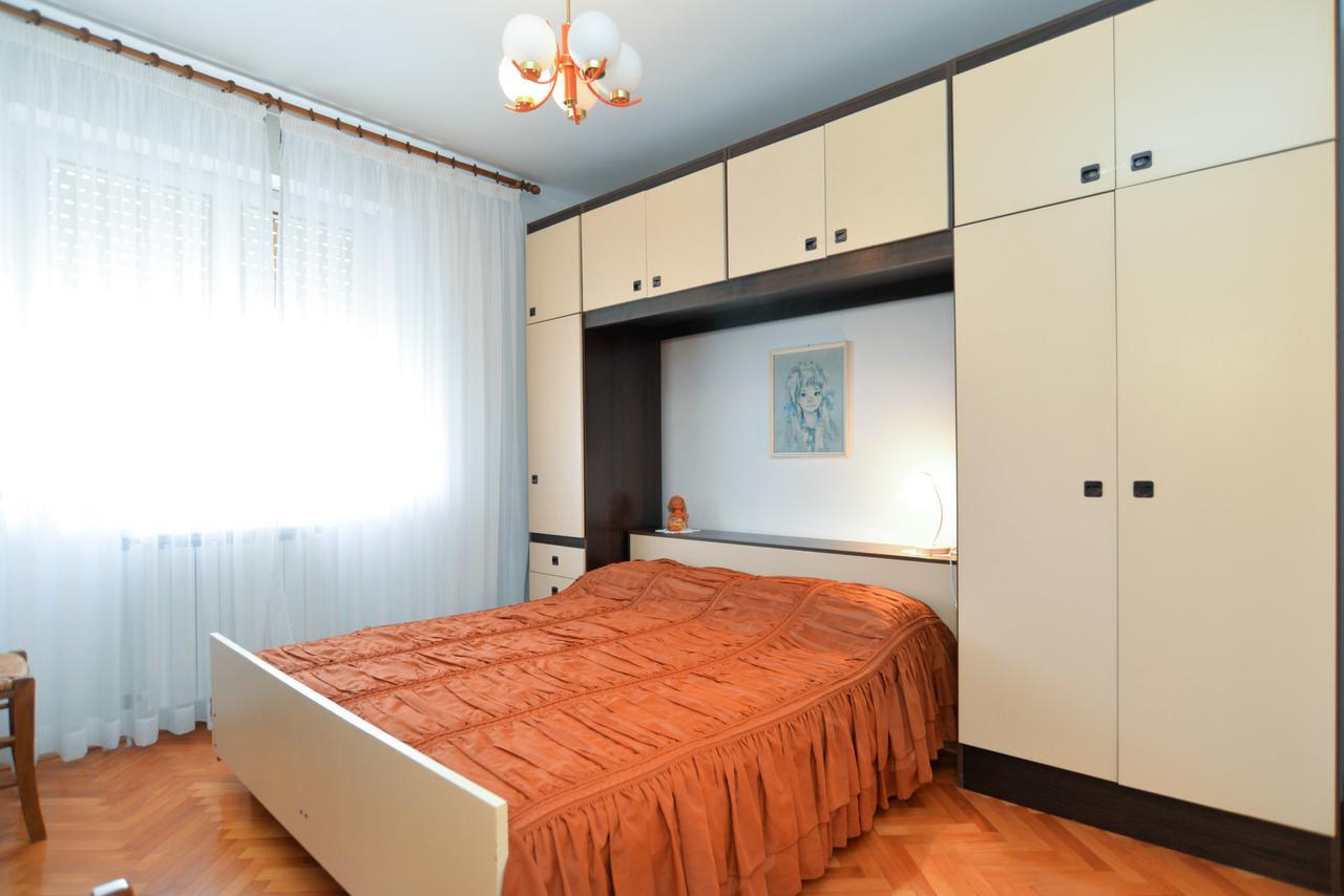 Apartment & Room Tanja 1552 Pula Exterior photo