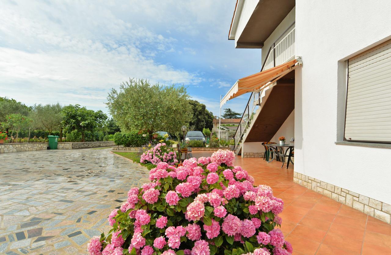 Apartment & Room Tanja 1552 Pula Exterior photo
